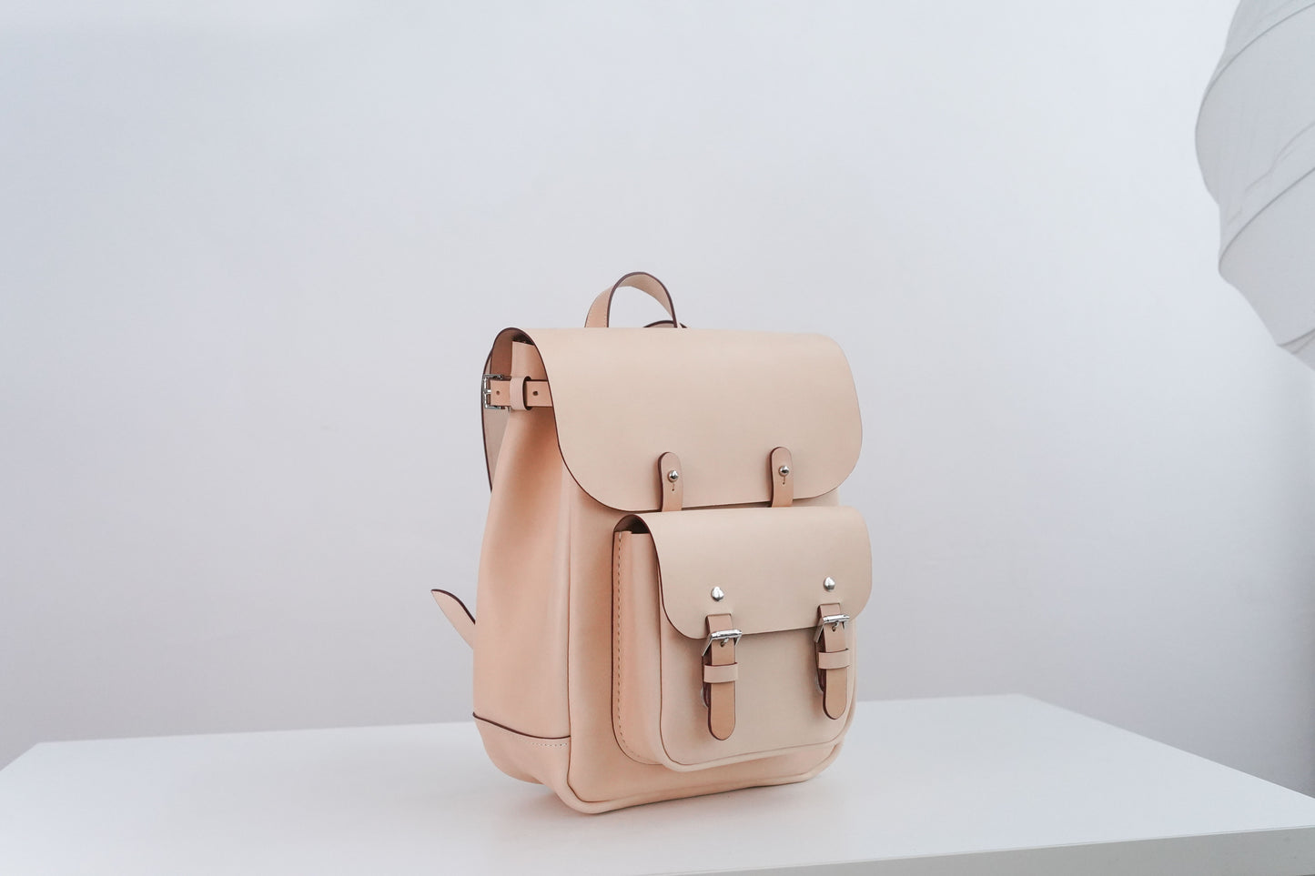 GA custom daily commuter women's genuine leather backpack, pure leather backpack, first-layer waxed leather, vintage and high-end